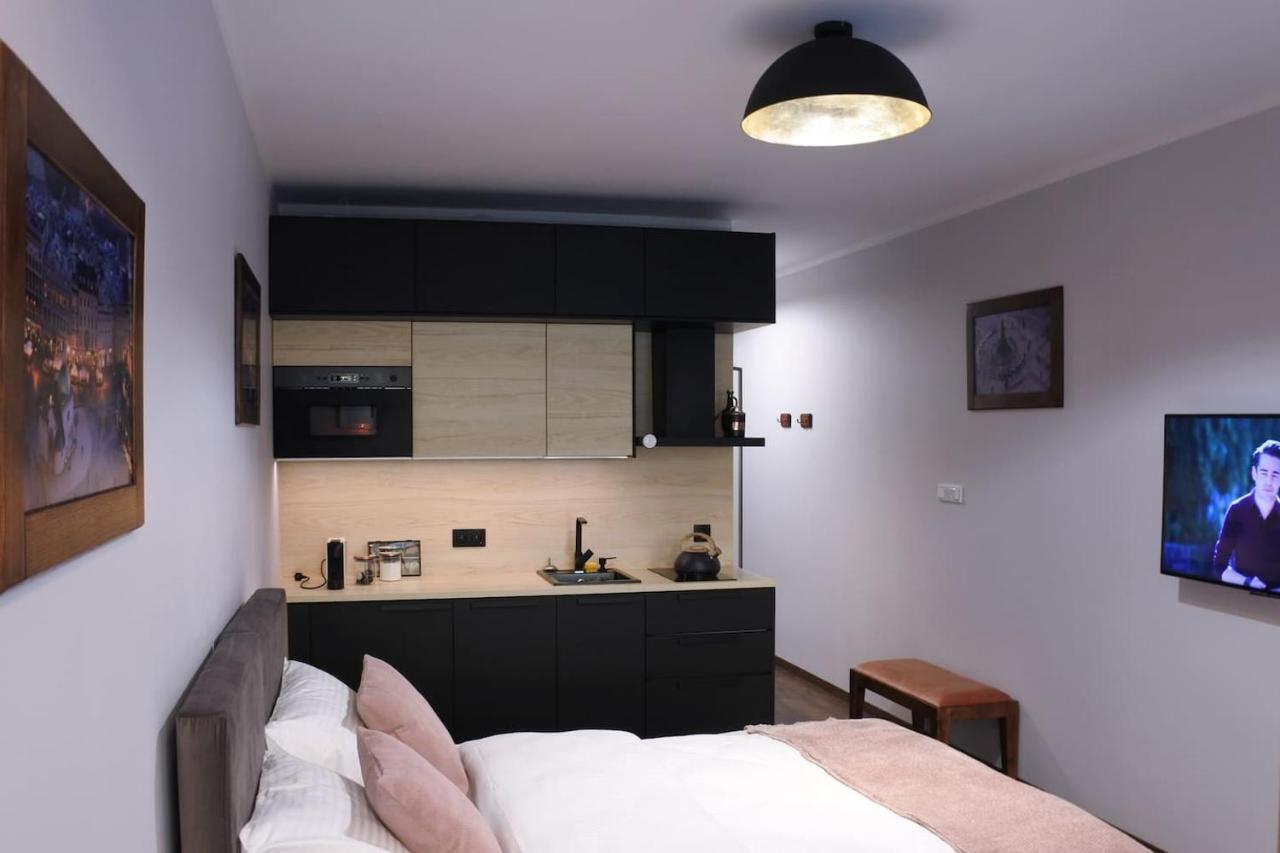 Boutique 108 - Old City, Luxury Apt. With A Garage Krakow Luaran gambar